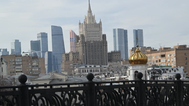 В такое можно только вляпаться: Москва посоветовала Румынии отмываться самой после скандальных выборов