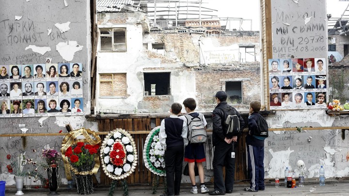 Известия: Следствие установило личность захватившего бесланскую школу в 2004 году