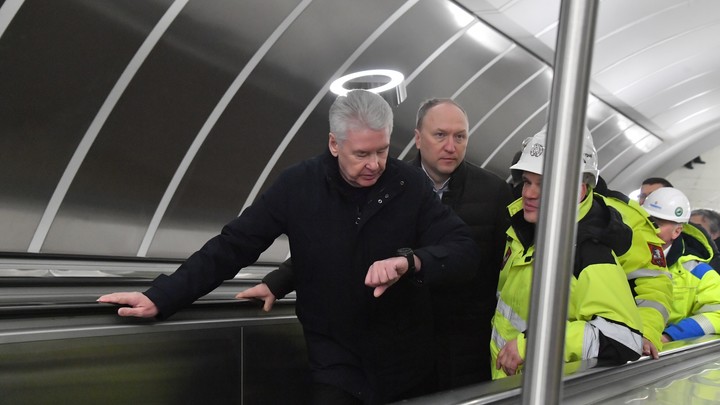Собянин предложил Путину открыть движение по новому кольцу Москвы