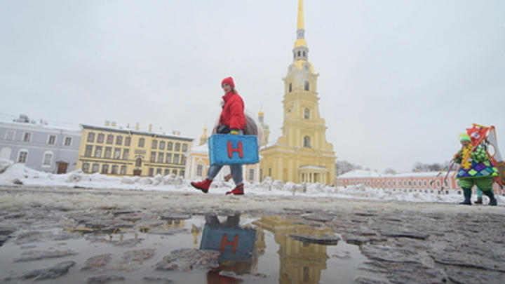 Зимой лёд и снег на улицах Петербурга превратятся в едкую кашу