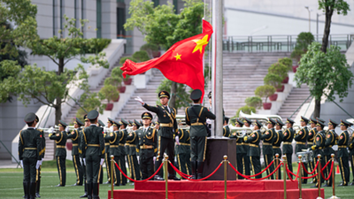 Пекин собрался строить военную базу на Кубе - до Америки оттуда 100 миль