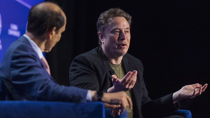 Комиссия по ценным бумагам США просит суд пригрозить Маску санкциями