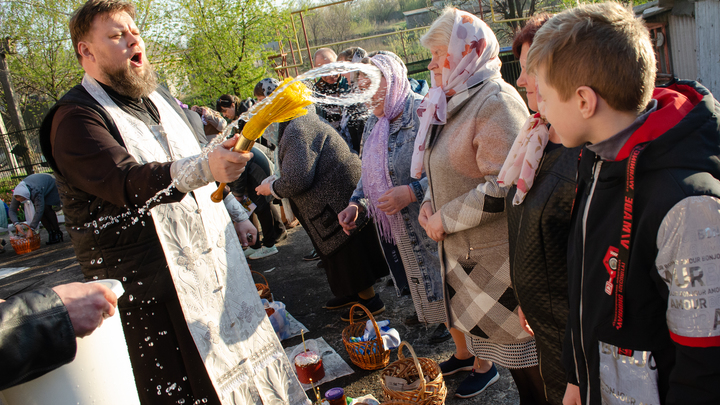 ЛДПР предложила сделать понедельник после Пасхи выходным