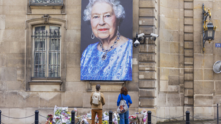 Похороны Елизаветы II завершены: Королева упокоена в часовне Виндзорского замка