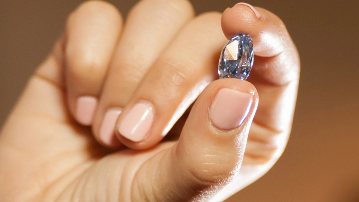 Клиенты в напряжении, мировой рынок – в ожидании: De Beers тайно начала избавляться от алмазов