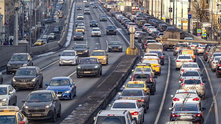 Обычные штрафы не действуют: Володин заявил об экстренной мере для мажоров за рулём