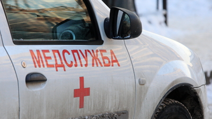В Челябинской области во время урока на двух школьников упал тяжелый кусок штукатурки