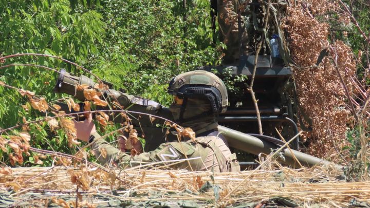 В небе над Угледаром морской пехотинец сбил украинский штурмовик Су-25 из ПЗРК Игла