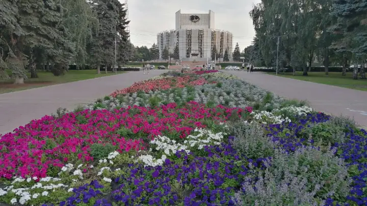 В челябинском театре зрителей эвакуировали во время спектакля