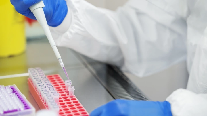 Академик Гинцбург предупредил об отсутствии лекарства от опасного вируса Нипах