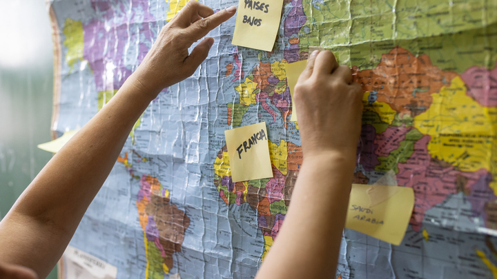 Изоляция России? Come on!: Пушков порекомендовал западным политикам посмотреть на карту мира