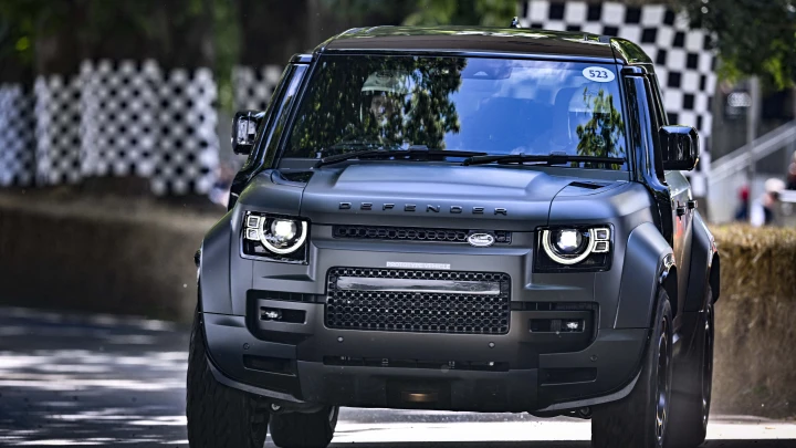 На автовыставке в Шанхае показали 5 квадро-кроссоверов, похожих на Land Rover