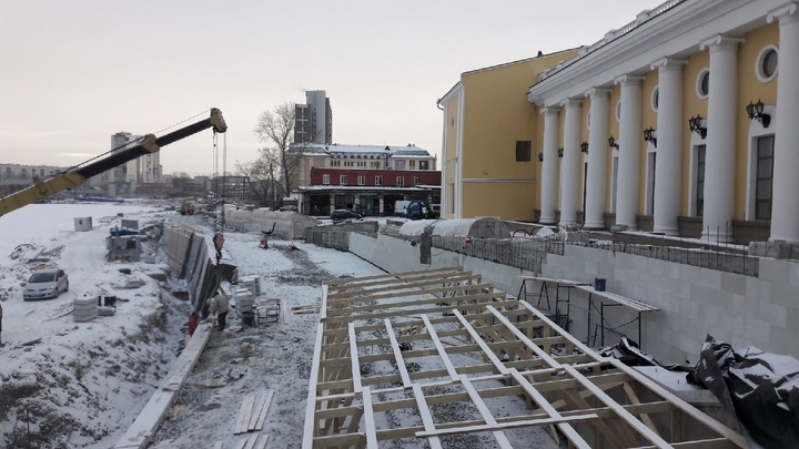 Успеть до выборов: в Челябинске срочно начинают делать набережную у филармонии