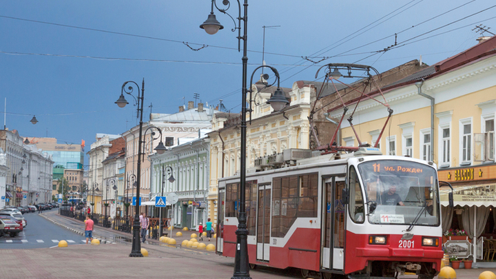 Панно Связь времён отреставрируют с участием автора на улице Рождественской в Нижнем Новгороде
