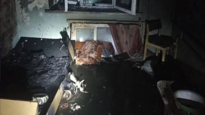 В Миассе 15 человек вышли из горящего общежития