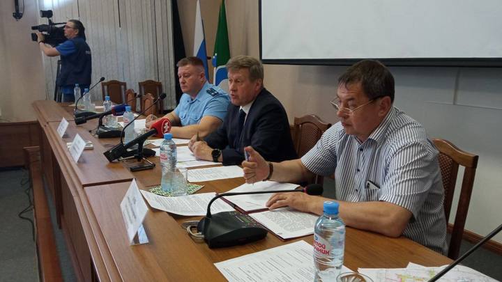 Как власти Новосибирска хотят решать проблемы Хилокского жилмассива и устраивает ли это жителей