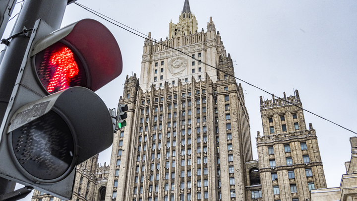 МИД: Российско-американские отношения находятся на грани разрыва