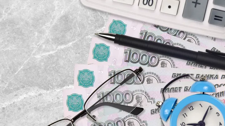 В месяц свыше полумиллиона рублей: раскрыта зарплата одних самых ценных специалистов в Петербурге