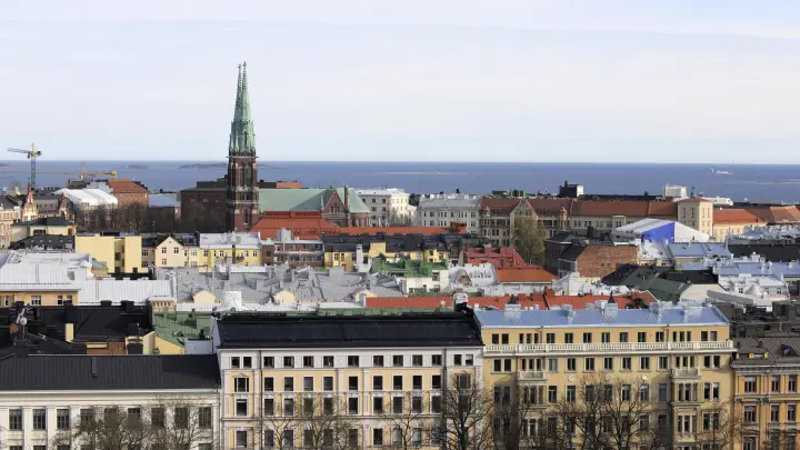 Финляндия срубила под собой сук, теперь плачет: Бизнес на грани без русских