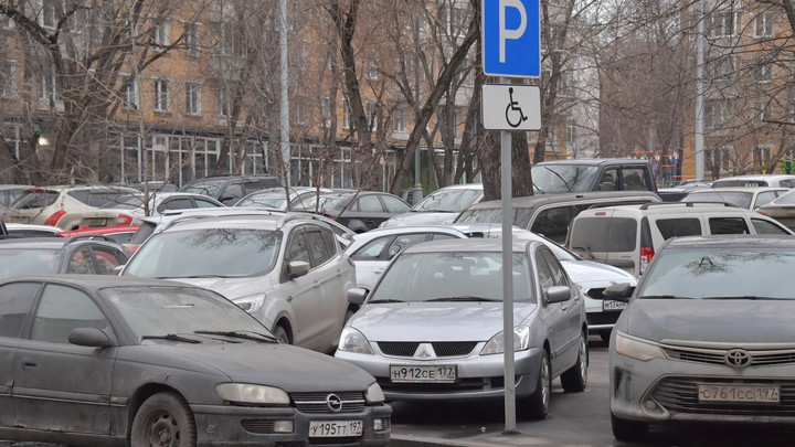 Вторую ногу оторвать?: водитель оскорбил участника СВО и пока отделался штрафом
