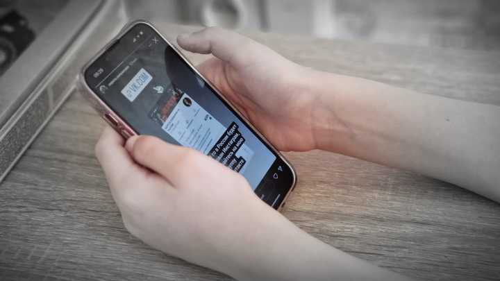 В России разрешили пользоваться Instagram* и Facebook* исключительно в рамках закона