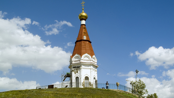 ЧП в Красноярске. Мэр просит закрыть окна и не брать в руки спички