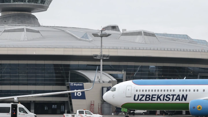 Узбекские авиалинии напомнили своим пассажирам о запрете ввоза насвая в Россию и Белоруссию