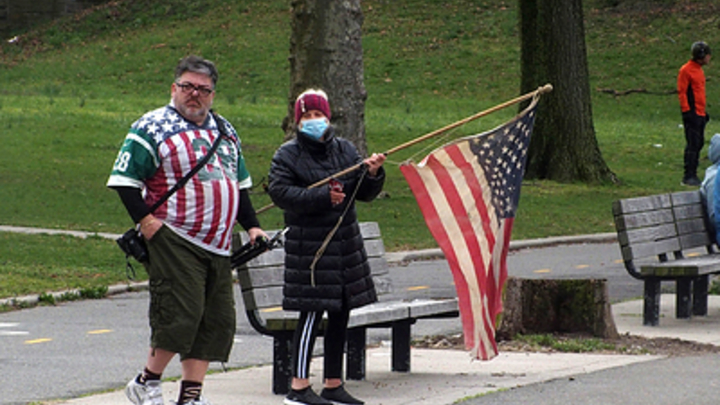 И кто теперь лидер? Коронавирус сбросил США с пьедестала пандемического рейтинга