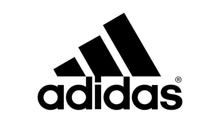 Adidas планирует открыться в России в ноябре текущего года