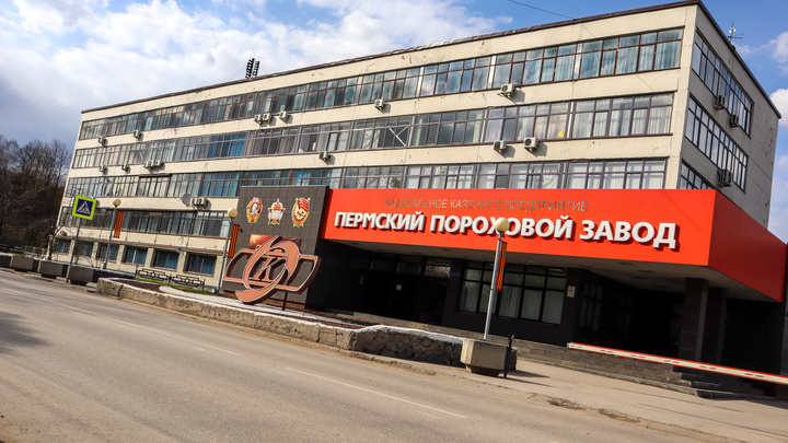 Замминистра обороны посетил пермские заводы