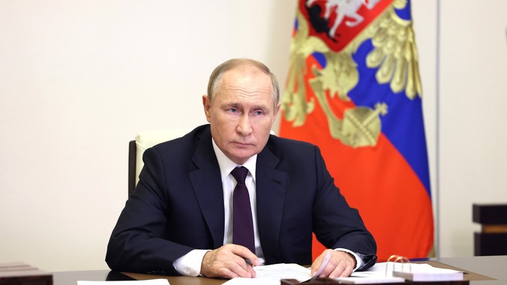 Путин изменил порядок прохождения службы: В армию призовут лиц с двойным гражданством