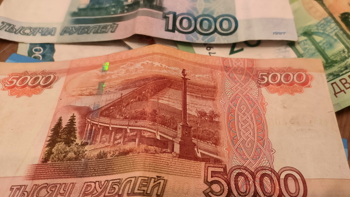 В Госдуме назвали зарплату, необходимую для получения пенсии в размере 50 тысяч рублей
