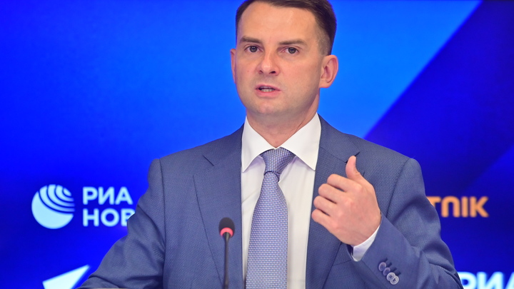 В Госдуме рассказали о планах ввести выплаты супругам за 20 лет в браке