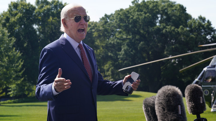 Байден среди ночи едва не улетел в Россию: Следующей остановкой могла стать Москва