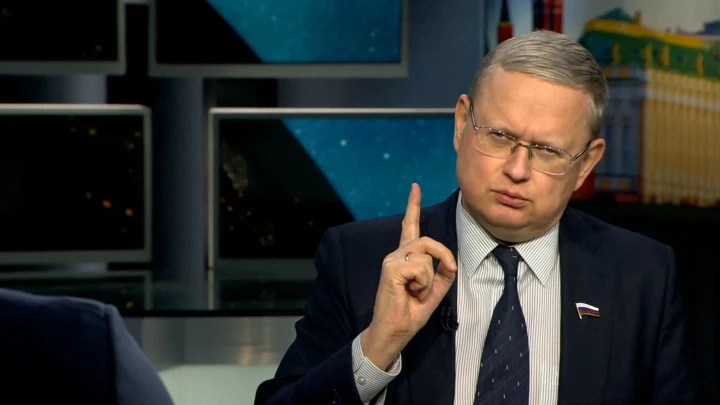 Делягин ждёт смуту. Затронет всех. Как выжить России?