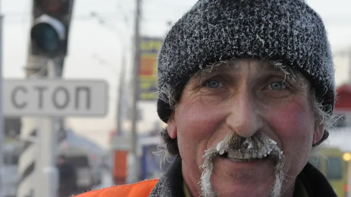 12 часов в морозном плену: в Челябинской области спасли пенсионера, заблудившегося в метель