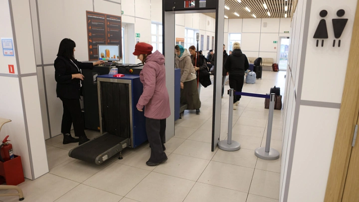 На Соловках новый аэровокзал принимает пассажиров