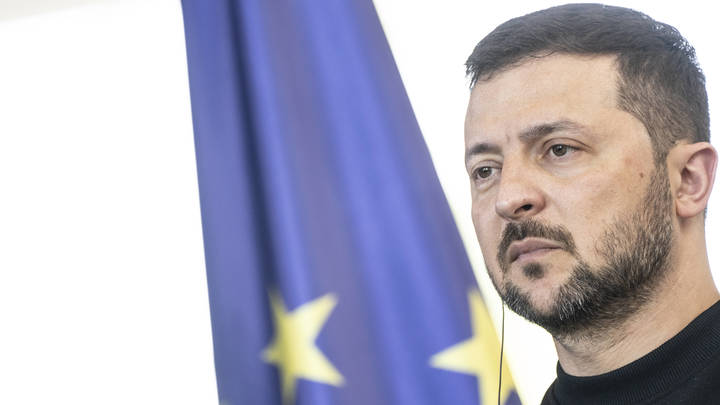 Так врал, что сам поверил: Зеленский заплакал, говоря о Крыме