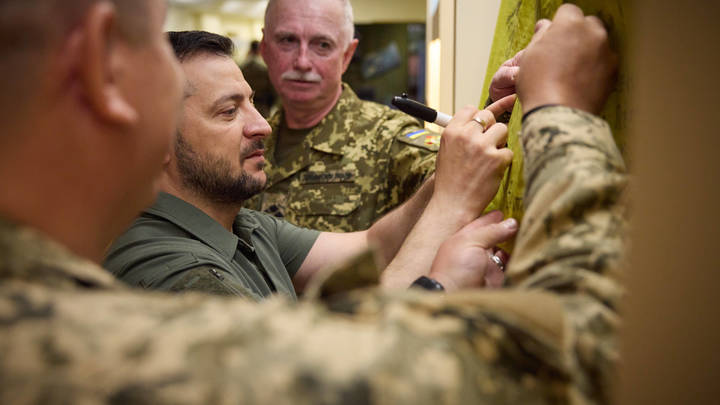В Киеве ещё не решились - отправлять Зеленского на саммит НАТО или нет