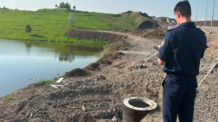 Прокуратура и Следком Кузбасса проводят проверки по факту гибели ребенка в водоеме