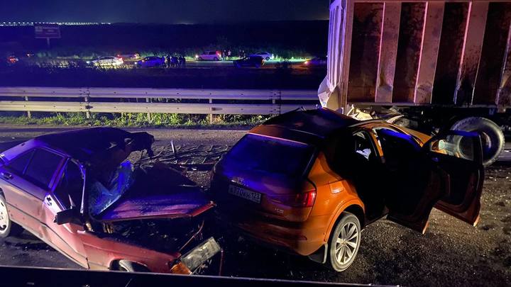 На трассе Краснодар — Верхнебаканский столкнулись три авто, есть жертвы