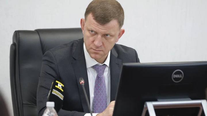 Глава Краснодара встретился с жителями КП Крепость и пообещал новую дорогу и автобус