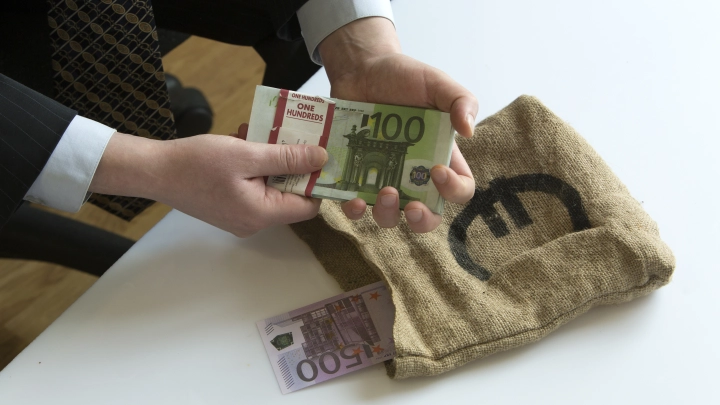 Литва подтвердила подозрения Захаровой на международную военную мафию. Где сидят самые главные коррупционеры?