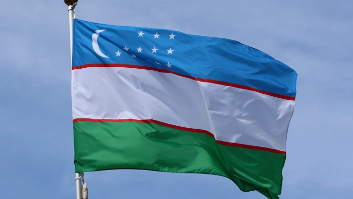 Мигрантку с тремя детьми из Новосибирска отправили в Узбекистан