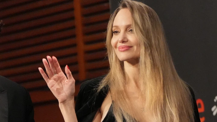 Украинский скандал с Анджелиной Джоли и ТЦК: политолог рассказал, сколько могли заработать на актрисе