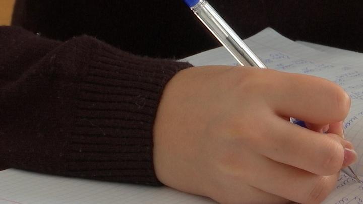 За слова о Навальном журналиста лишили работы. Собчак не выдержала: Ну ты возмутись, что ли