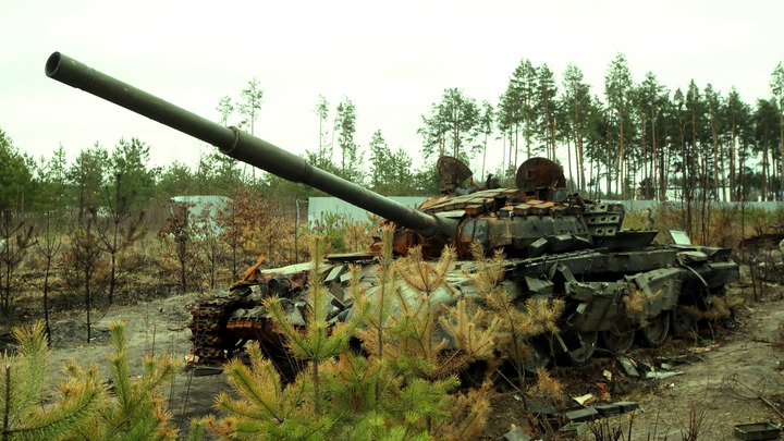 ВСУ разбомбили жилой дом в Запорожье. Русские предупредили людей за минуты до катастрофы