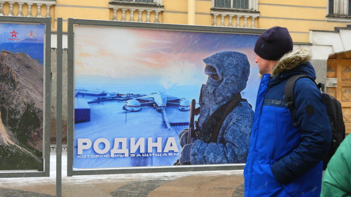 Военком Новосибирской области рассказал о денежном содержании контрактников