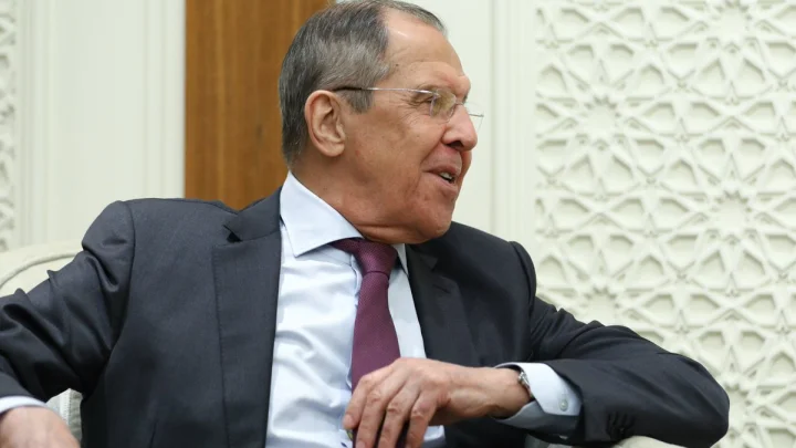 Фото сказало больше, чем слова: Лавров прибыл в Эр-Рияд. Первые кадры