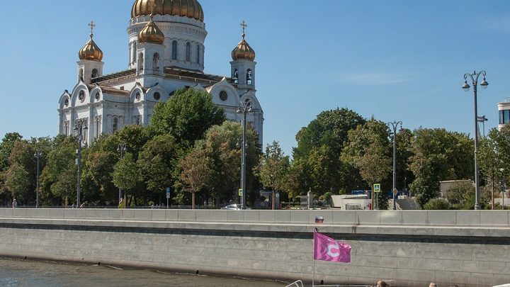 Причины не приезжать: в Сети посмеялись над стереотипами о России